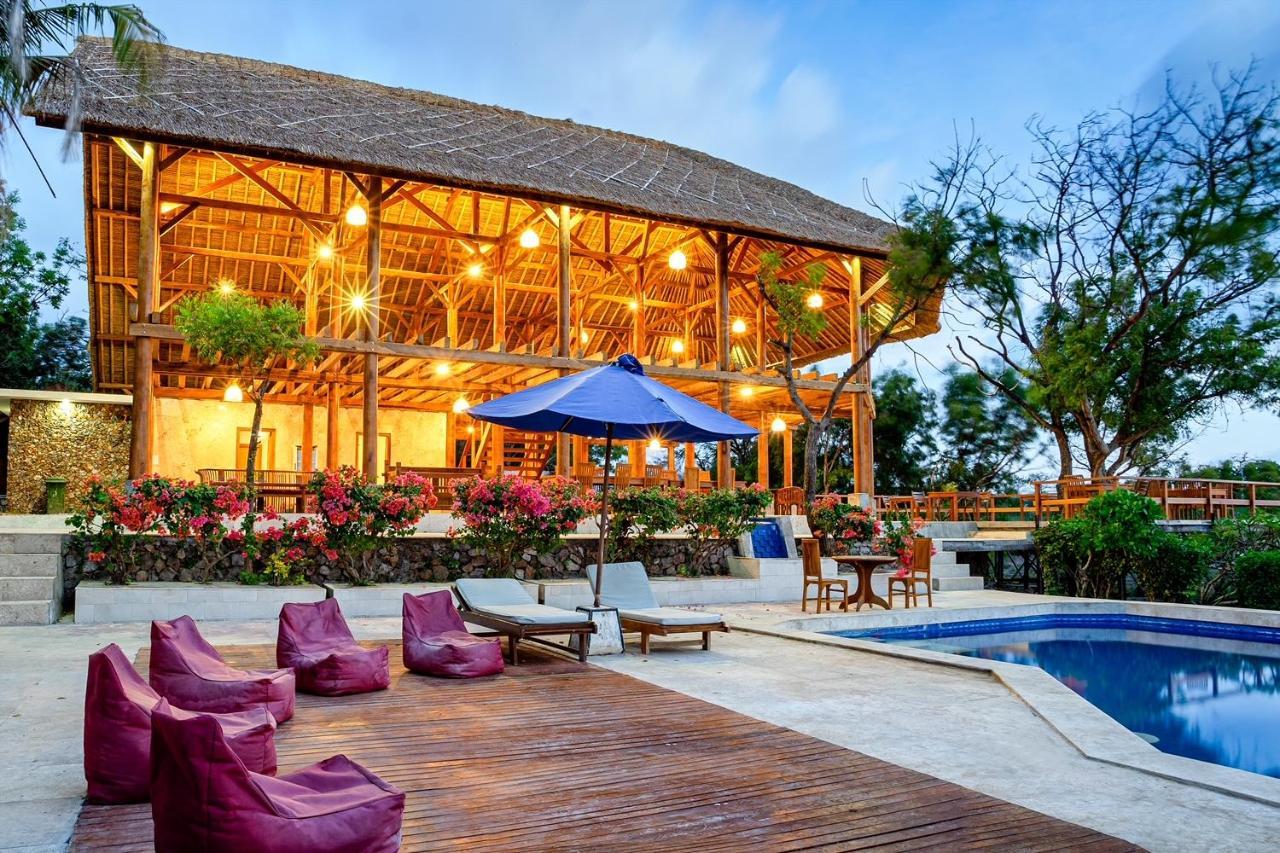 Heaven On The Planet Hotell Ekas Exteriör bild